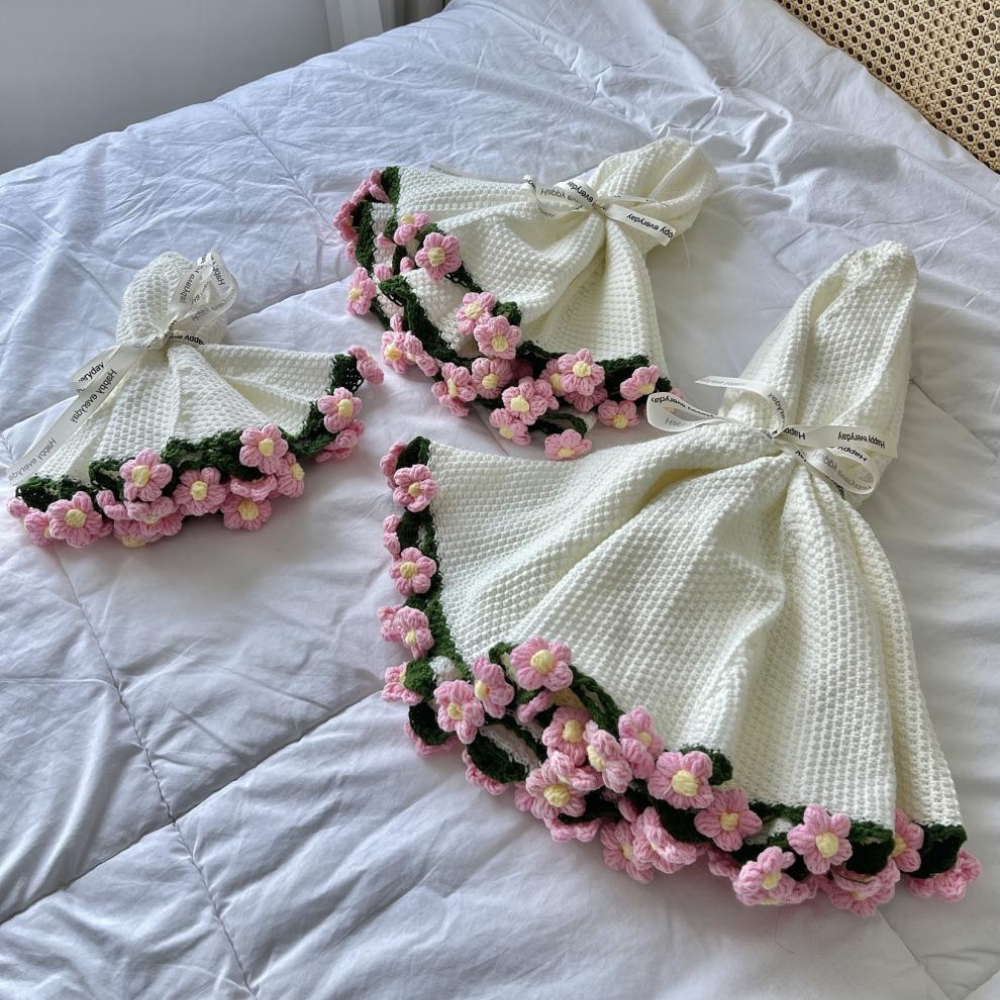 Bloom Blankets